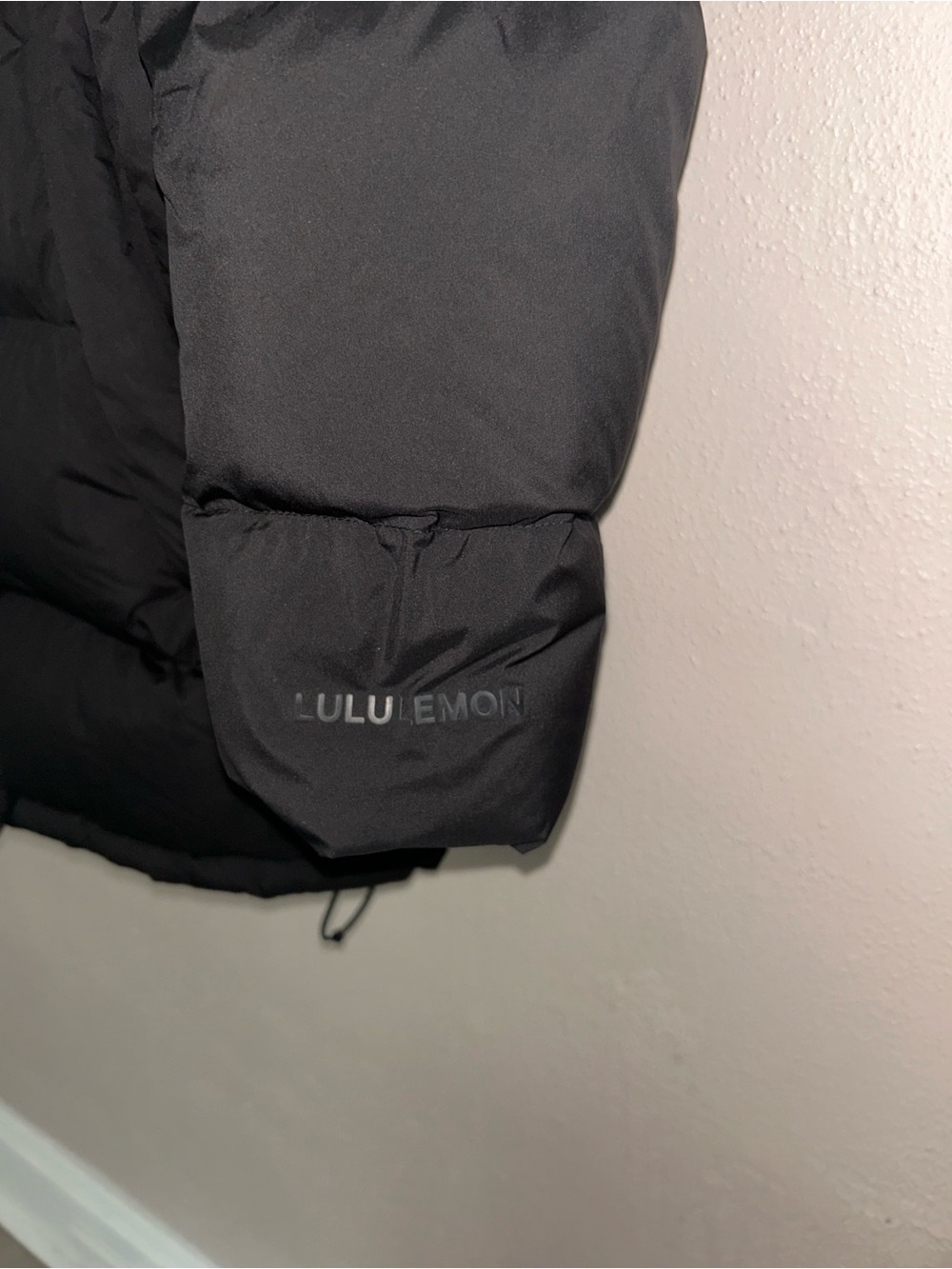 Lululemon Cinch Waist 600 Down Full Zip Puffer Jacket black no hood - Picture 11 of 12